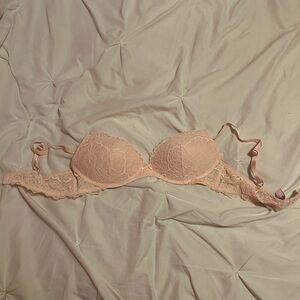 Victoria's Secret Dream Angels Wireless Lace Bra